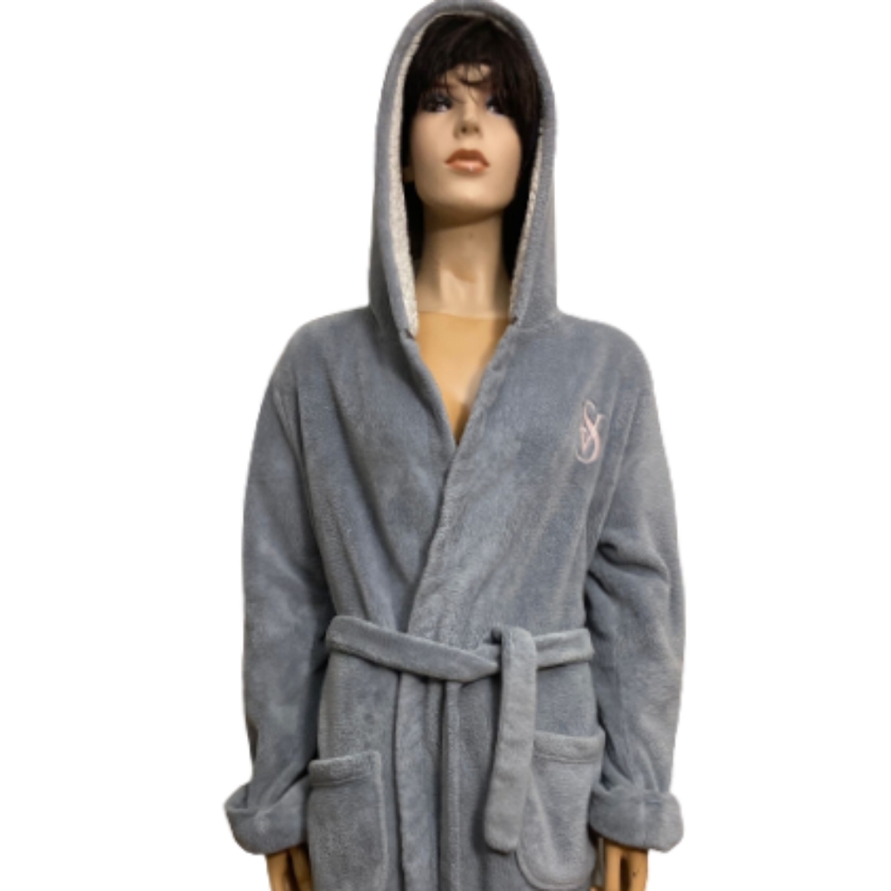 Victoria's Secret Winter Bathrobe